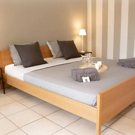 Apartment Residenza Delfini - Nido Romantico Con Vista *